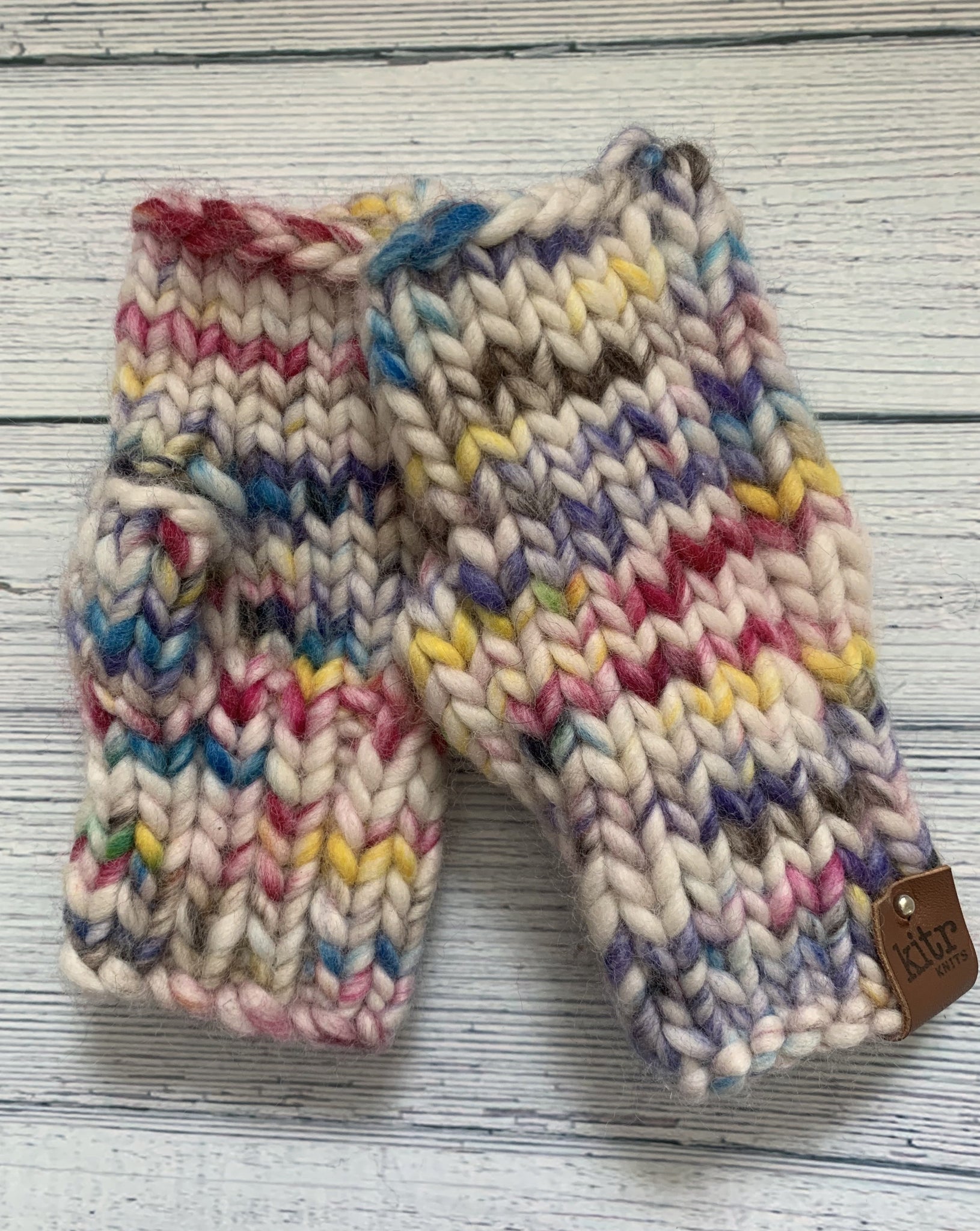 The Kitr Mitts: Rainbow