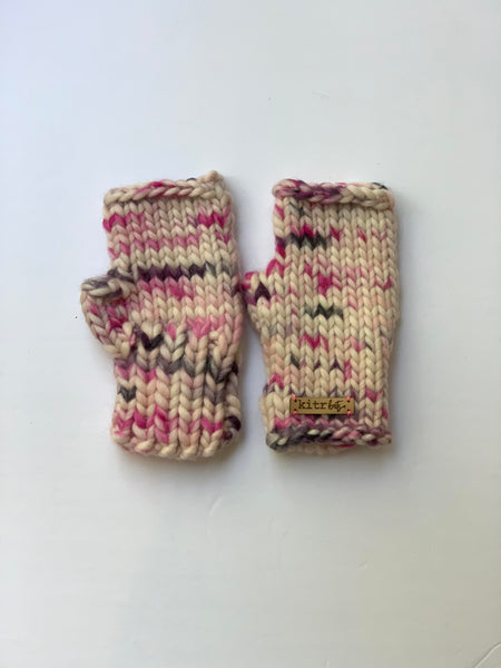 The Kitr Mitts: Fuschia/Winter White Multi
