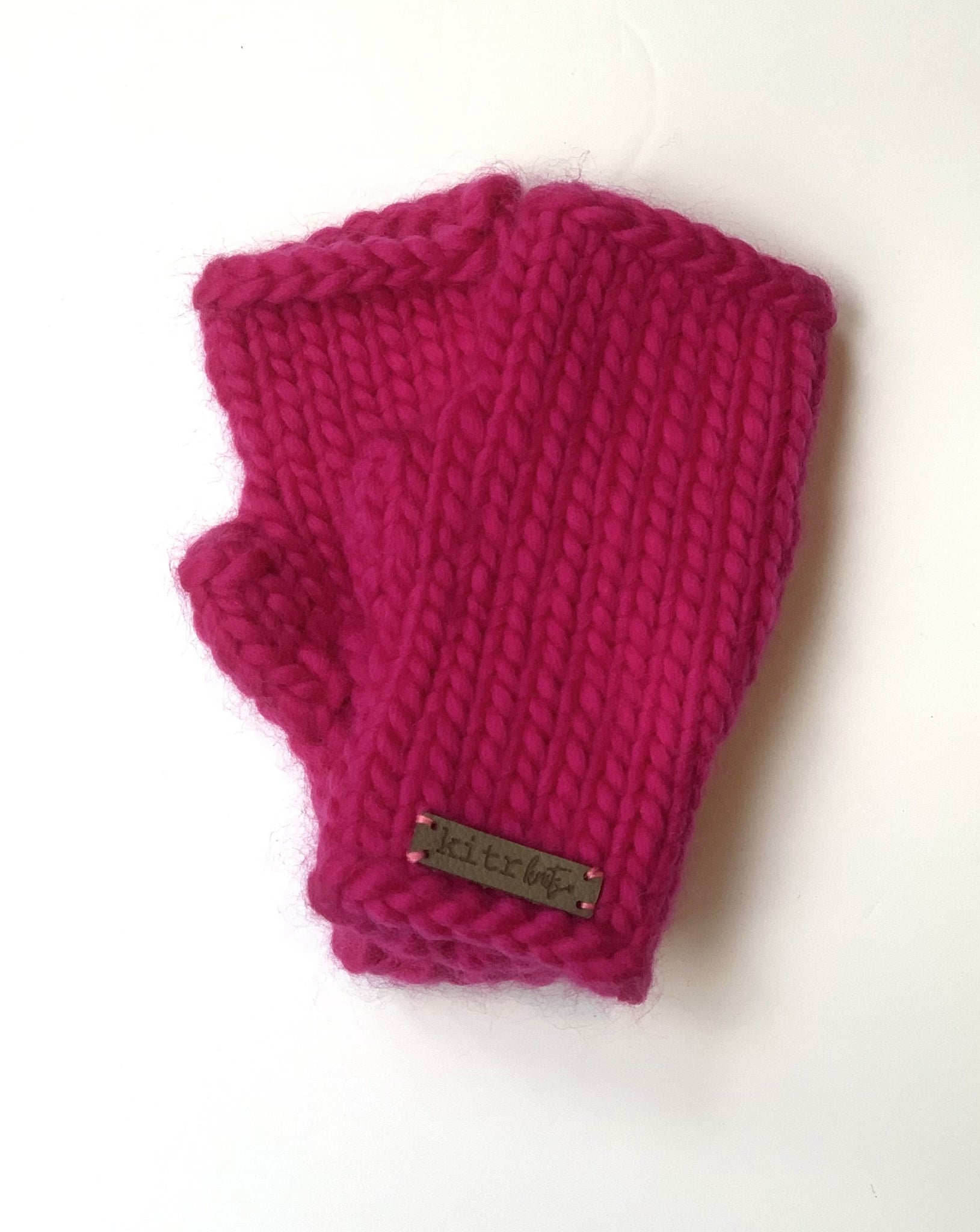 The Kitr Mitts: Fuschia Pink